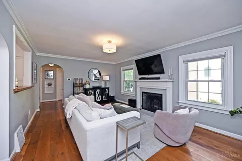 Living - 3697 Saybrook Ave, Cincinnati, OH 45208 photo 1 of 4