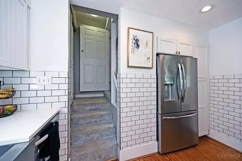 Entry Way - 3697 Saybrook Ave, Cincinnati, OH 45208 photo 1 of 1