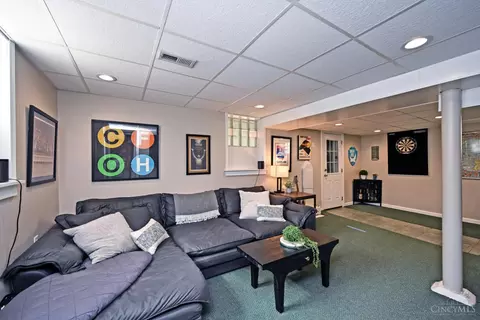 Living - 3697 Saybrook Ave, Cincinnati, OH 45208 photo 4 of 4