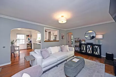 Living - 3697 Saybrook Ave, Cincinnati, OH 45208 photo 2 of 4