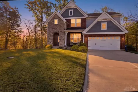 3993 Indigo Ct, Amelia, OH 45102