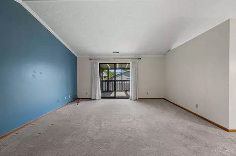 Living - 3981 School Section Rd, Cheviot, OH 45211 photo 2 of 4