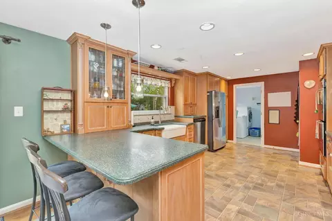 Kitchen - 208 Furbee Dr, Mason, OH 45040 photo 1 of 2