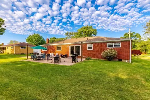 Exterior - 208 Furbee Dr, Mason, OH 45040 photo 7 of 8