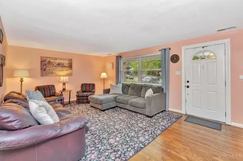 Entry Way - 208 Furbee Dr, Mason, OH 45040 photo 1 of 2