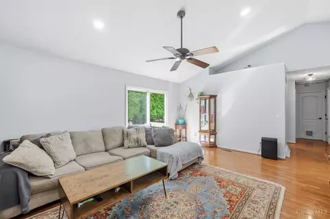 Other - 422 Wyndham Dr, Hamilton Township, OH 45039 photo 7 of 8