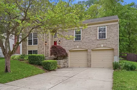 Exterior - 422 Wyndham Dr, Hamilton Township, OH 45039 photo 1 of 9
