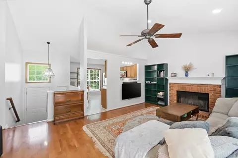 Other - 422 Wyndham Dr, Hamilton Township, OH 45039 photo 3 of 8