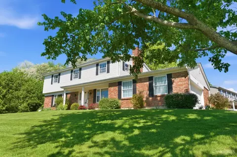 8046 Blairhouse Dr, Cincinnati, OH 45244