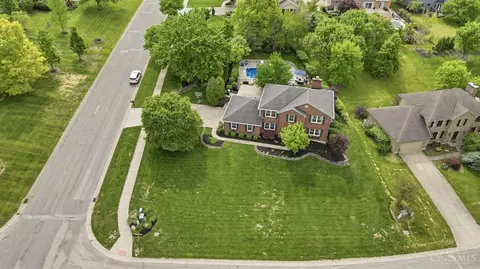 7301 Walnut Creek Dr, West Chester, OH 45069