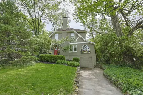 3219 Hardisty Ave, Cincinnati, OH 45208