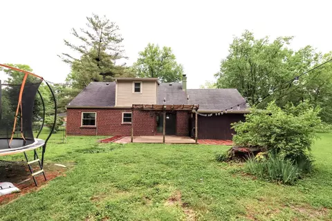 Exterior - 1815 Wanninger Ln, Cincinnati, OH 45255 photo 11 of 13