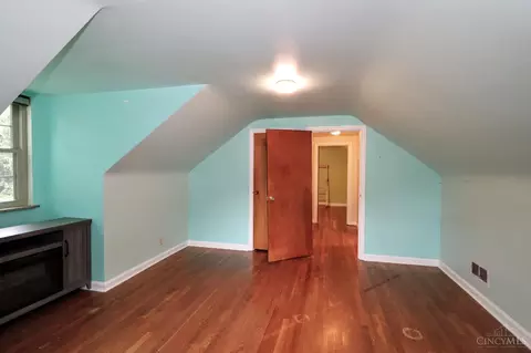 Bedroom - 1815 Wanninger Ln, Cincinnati, OH 45255 photo 8 of 12