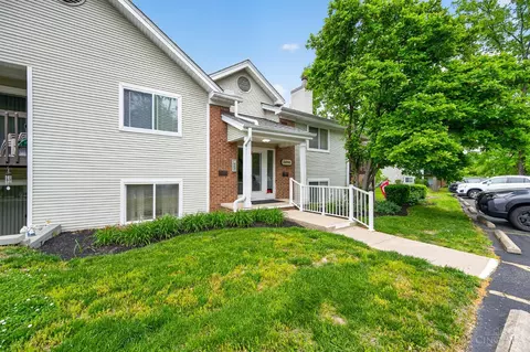 5986 Meadowcreek Dr, Milford, OH 45150