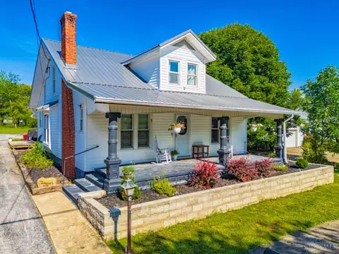 207 Columbus St, Russellville, OH 45168