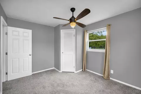 Bedroom - 4488 Glen Willow Dr, Batavia, OH 45103 photo 3 of 5