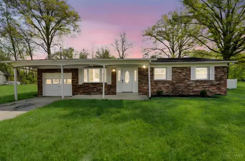 Exterior - 4488 Glen Willow Dr, Batavia, OH 45103 photo 2 of 16