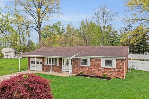 Exterior - 4488 Glen Willow Dr, Batavia, OH 45103 photo 7 of 16