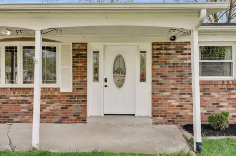 Exterior - 4488 Glen Willow Dr, Batavia, OH 45103 photo 8 of 16