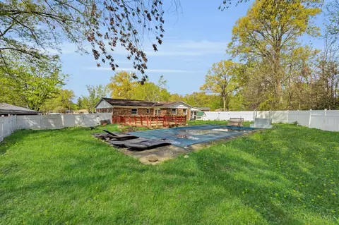Exterior - 4488 Glen Willow Dr, Batavia, OH 45103 photo 13 of 16