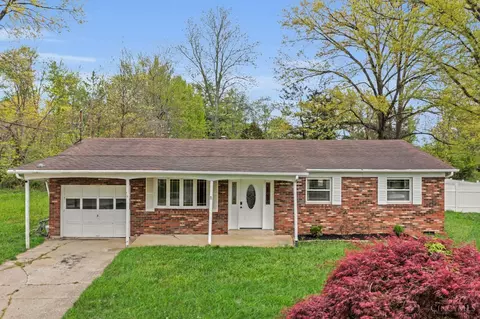Exterior - 4488 Glen Willow Dr, Batavia, OH 45103 photo 5 of 16