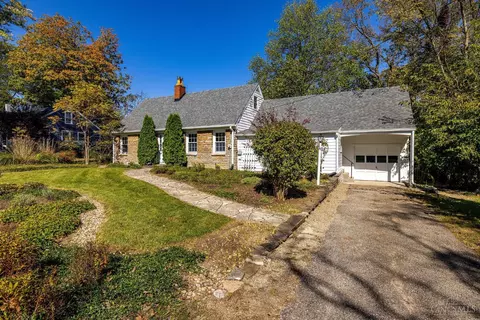 6104 Fairfield Rd, Oxford, OH 45056
