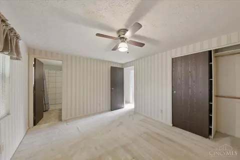 Bedroom - 8854 Dover Dr, Maineville, OH 45039 photo 6 of 7