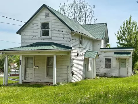 618 West St, Hillsboro, OH 45133
