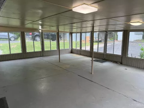 Exterior - 9810 Lorelei Dr, Cincinnati, OH 45231 photo 3 of 3