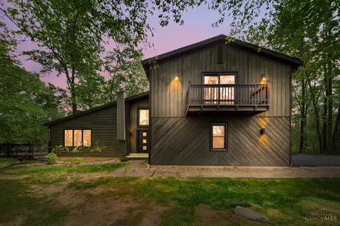 2716 Christopher Ln, Batavia, OH 45103