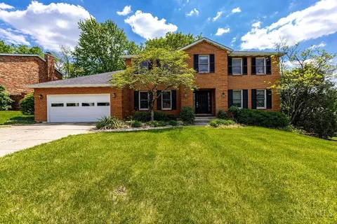 6895 Driftwood Ln, West Chester, OH 45241