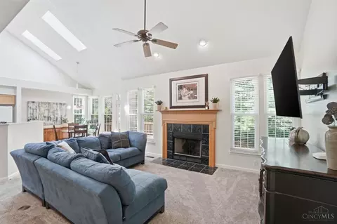 Living - 504 Dakota Run, Hamilton Township, OH 45039 photo 1 of 2