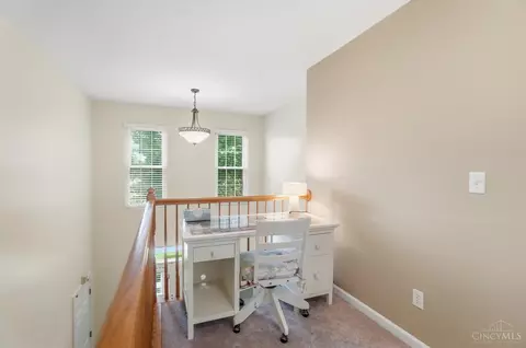 Entry Way - 504 Dakota Run, Hamilton Township, OH 45039 photo 8 of 10