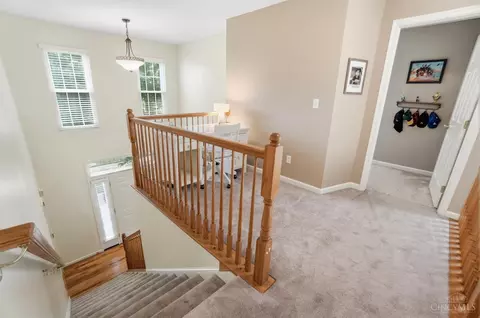 Entry Way - 504 Dakota Run, Hamilton Township, OH 45039 photo 7 of 10