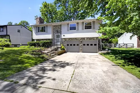 4613 Brookview Dr, Batavia, OH 45103
