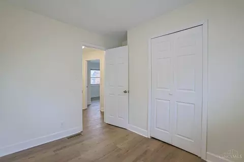 Bedroom - 2956 Henshaw Ave, Cincinnati, OH 45225 photo 4 of 4