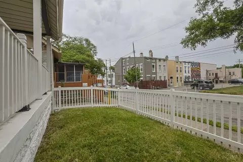 Exterior - 2956 Henshaw Ave, Cincinnati, OH 45225 photo 7 of 8