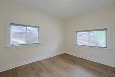 Bedroom - 2956 Henshaw Ave, Cincinnati, OH 45225 photo 1 of 4