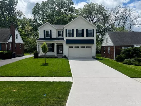 7807 Dee St, Madeira, OH 45243