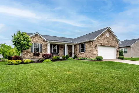 1914 Meadowsweet Dr, Lebanon, OH 45036