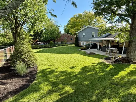 Exterior - 5318 Chatelaine Ct, Cincinnati, OH 45247 photo 5 of 5
