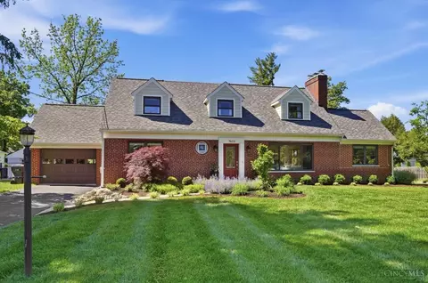 7623 Shawnee Run Rd, Madeira, OH 45243