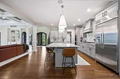 Kitchen - 3266 Harborside Dr, Cincinnati, OH 45248 photo 3 of 7