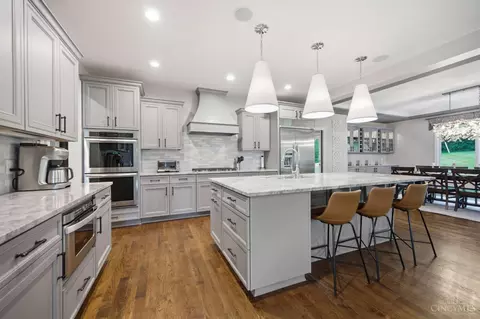 Kitchen - 3266 Harborside Dr, Cincinnati, OH 45248 photo 2 of 7