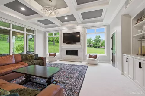 Living - 3266 Harborside Dr, Cincinnati, OH 45248 photo 3 of 5