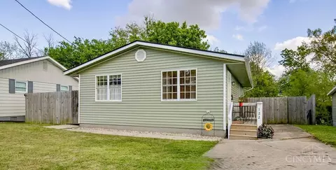122 Orchard View Ln, Blanchester, OH 45107