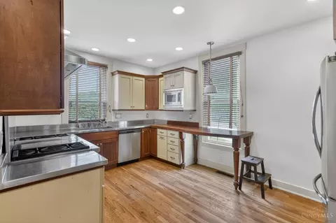 Kitchen - 415 North St, Batavia, OH 45103 photo 1 of 3