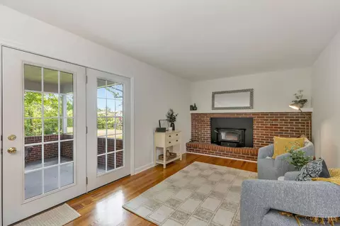 Living - 761 Kipp Dr, Cincinnati, OH 45255 photo 3 of 4