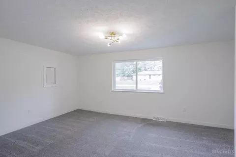 Bedroom - 4310 Wuebold Ln, Cincinnati, OH 45245 photo 1 of 4
