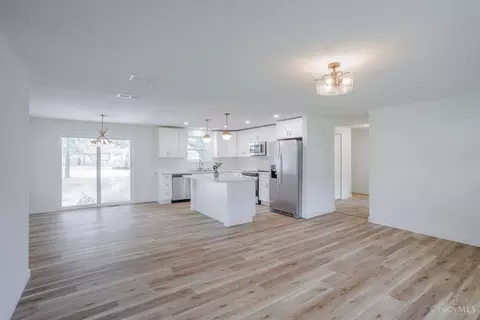 Living - 4310 Wuebold Ln, Cincinnati, OH 45245 photo 1 of 3